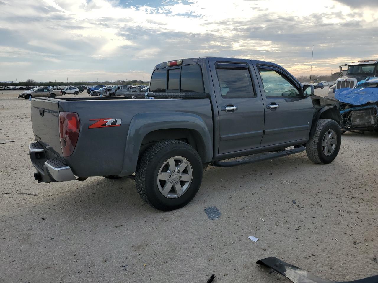2009 Chevrolet Colorado - Image 3