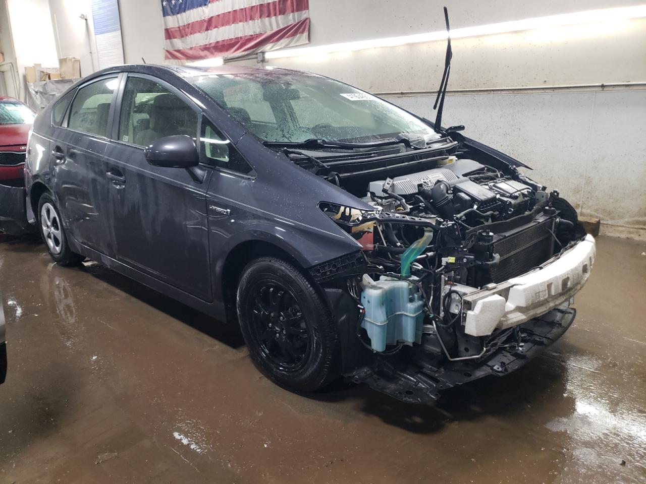 2013 Toyota Prius - Image 4