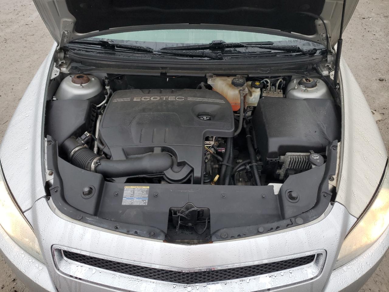 2009 Chevrolet Malibu - Image 11