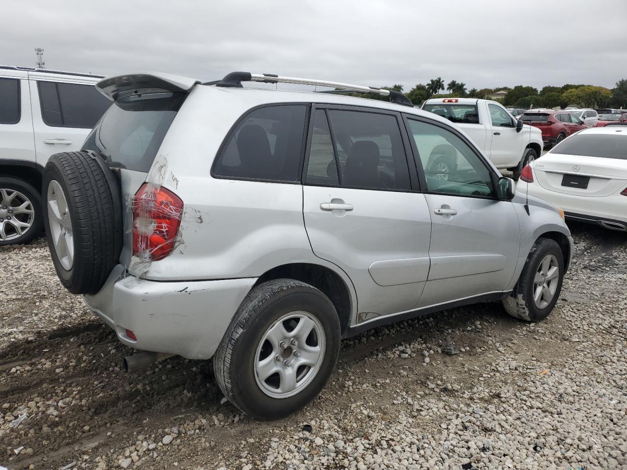 2005 Toyota RAV 4 - Image 3