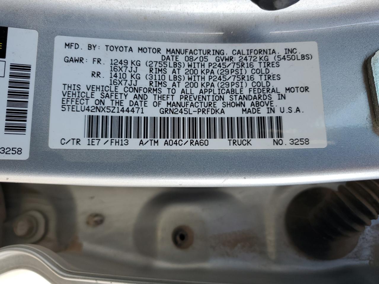 2005 Toyota Tacoma - Image 14