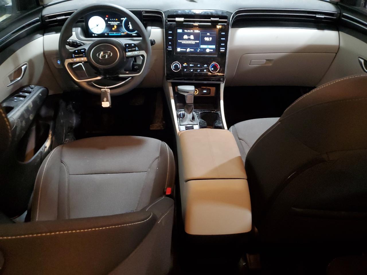 2024 Hyundai Tucson - Image 8