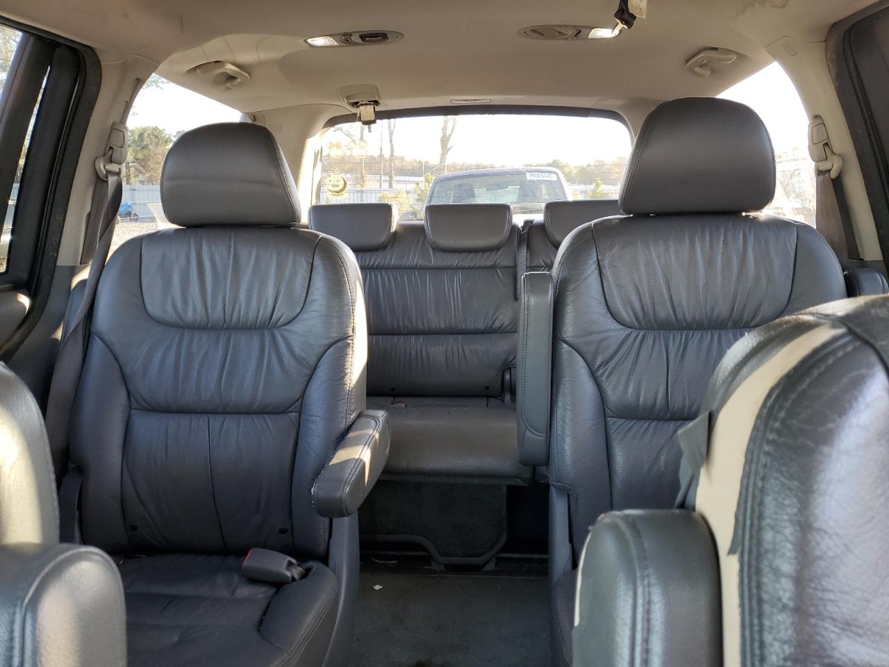 2007 Honda Odyssey - Image 10