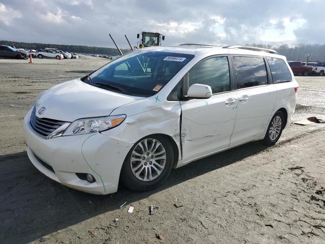 2017 Toyota Sienna Xle