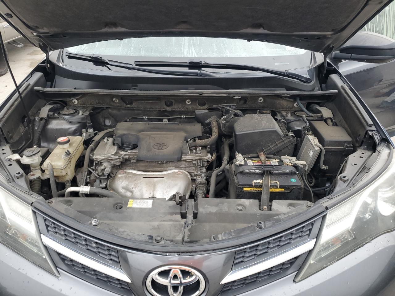 VIN JTMZFREV3FD075310 2015 TOYOTA RAV4 no.12