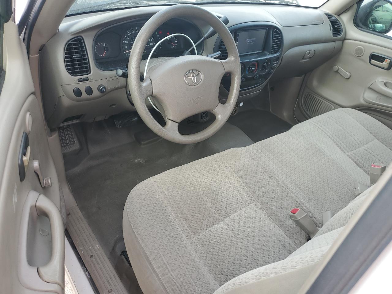 2005 Toyota Tundra - Image 8