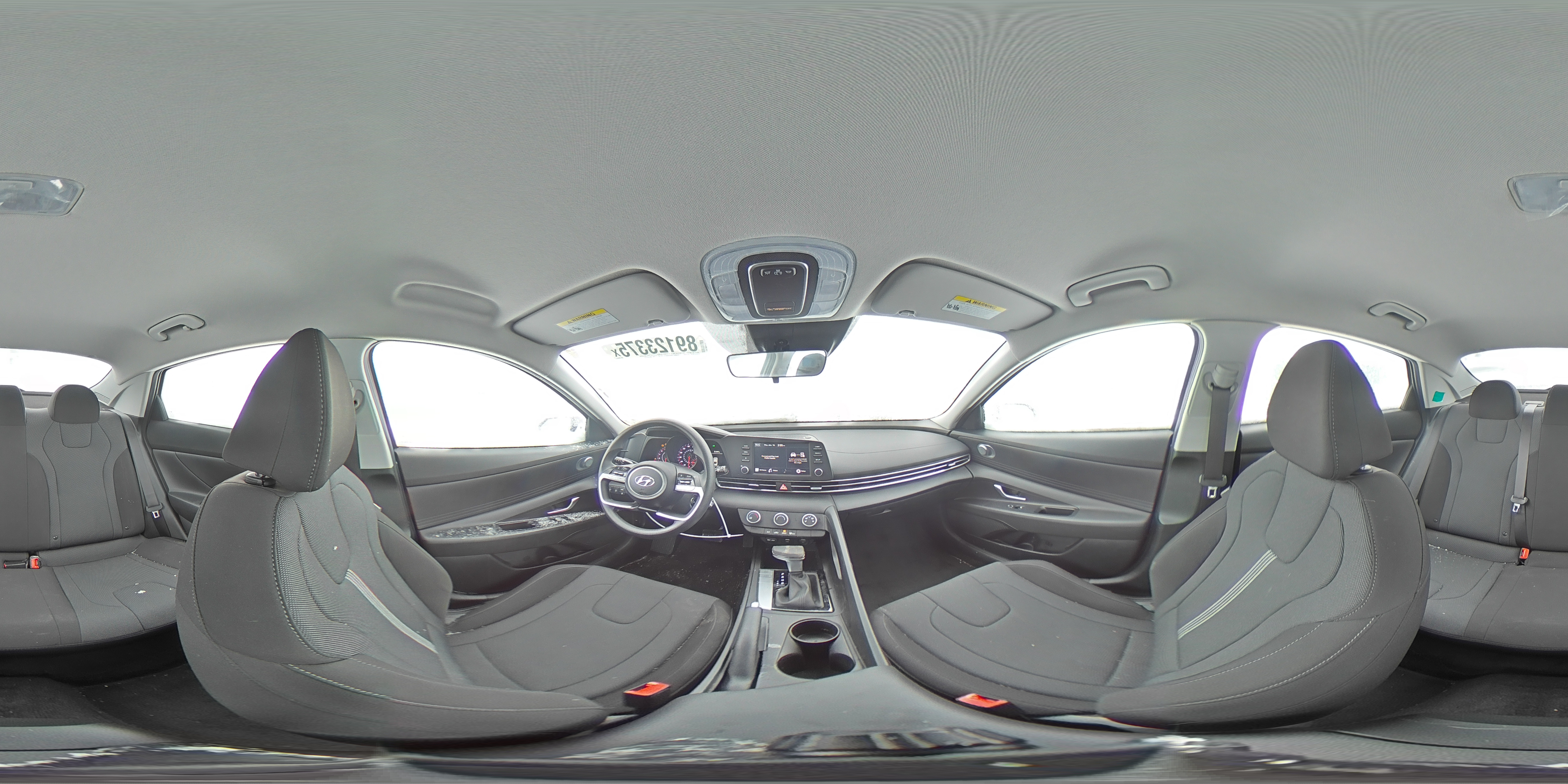 2023 Hyundai Elantra - Image 12
