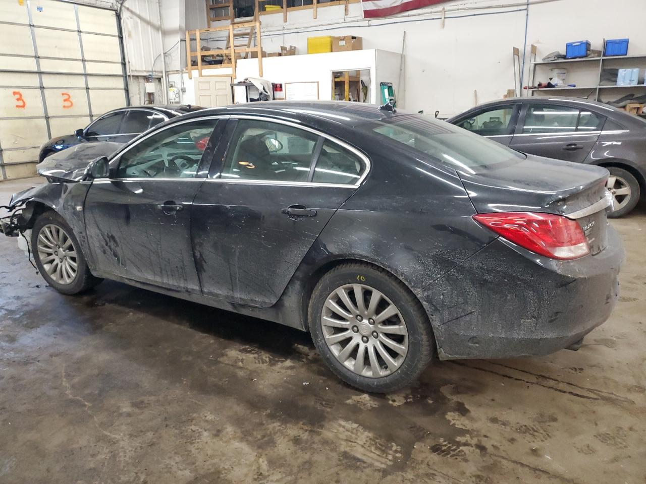 2011 Buick Regal - Image 2