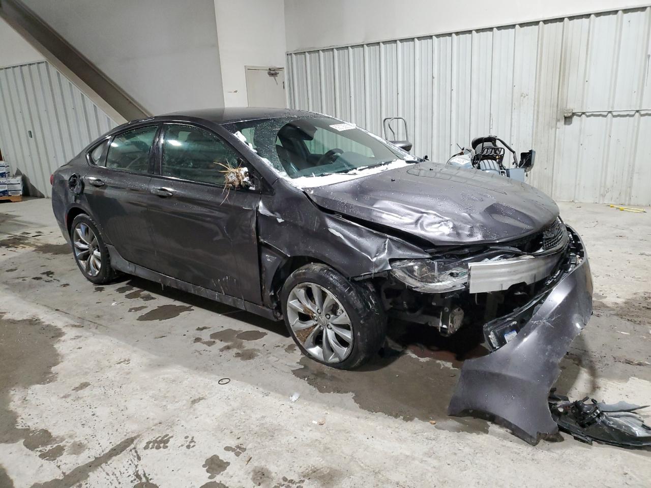 2015 Chrysler 200 - Image 4