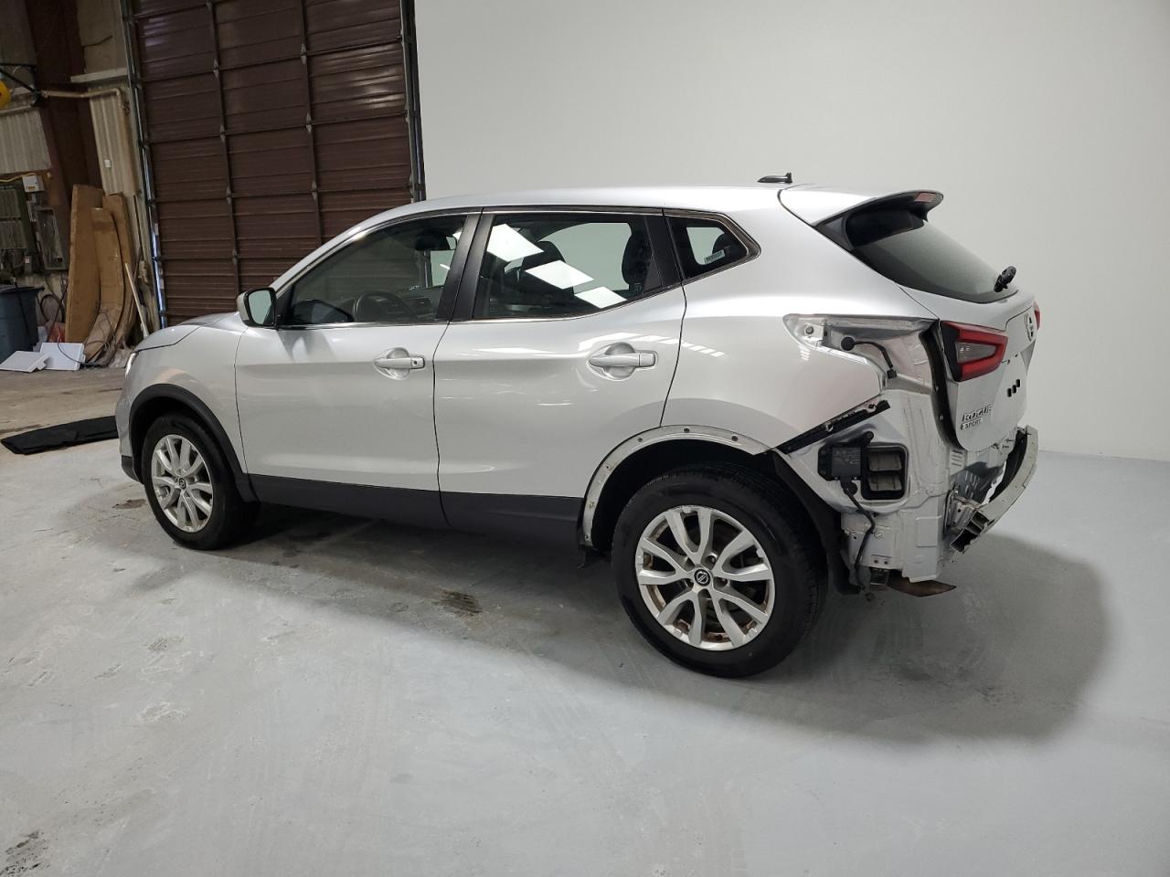 2021 Nissan Rogue - Image 2