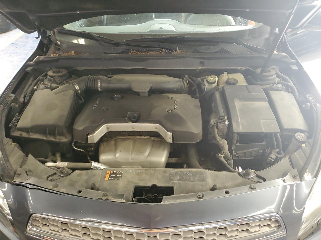 2013 Chevrolet Malibu - Image 12
