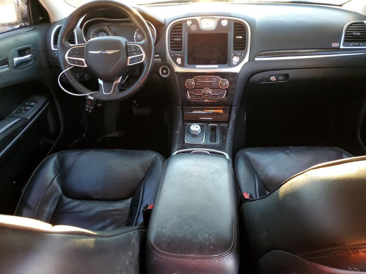 2021 Chrysler 300 - Image 8