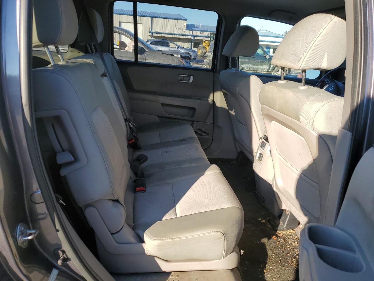 2014 Honda Pilot - Image 11