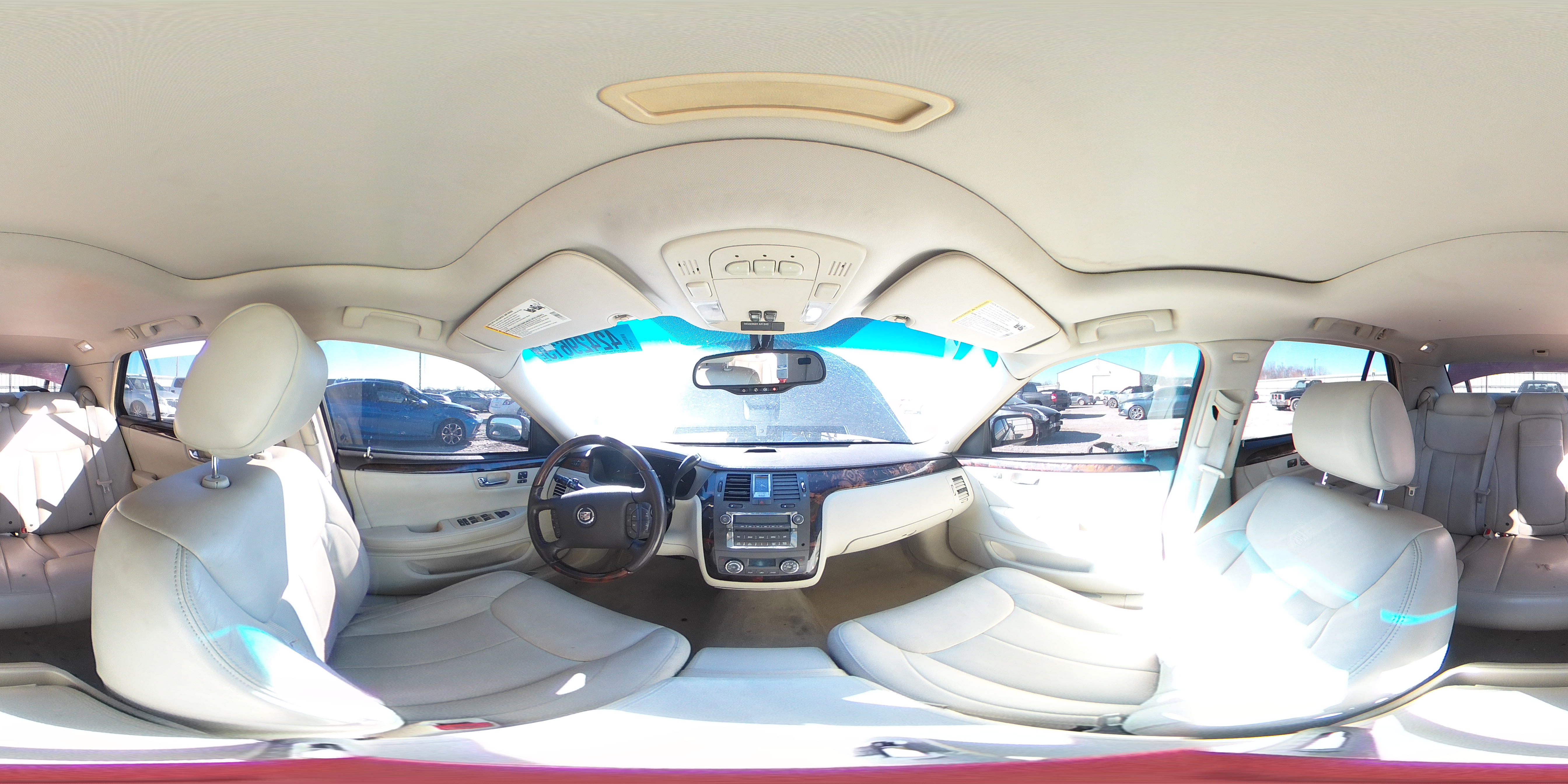 2008 Cadillac DTS - Image 13