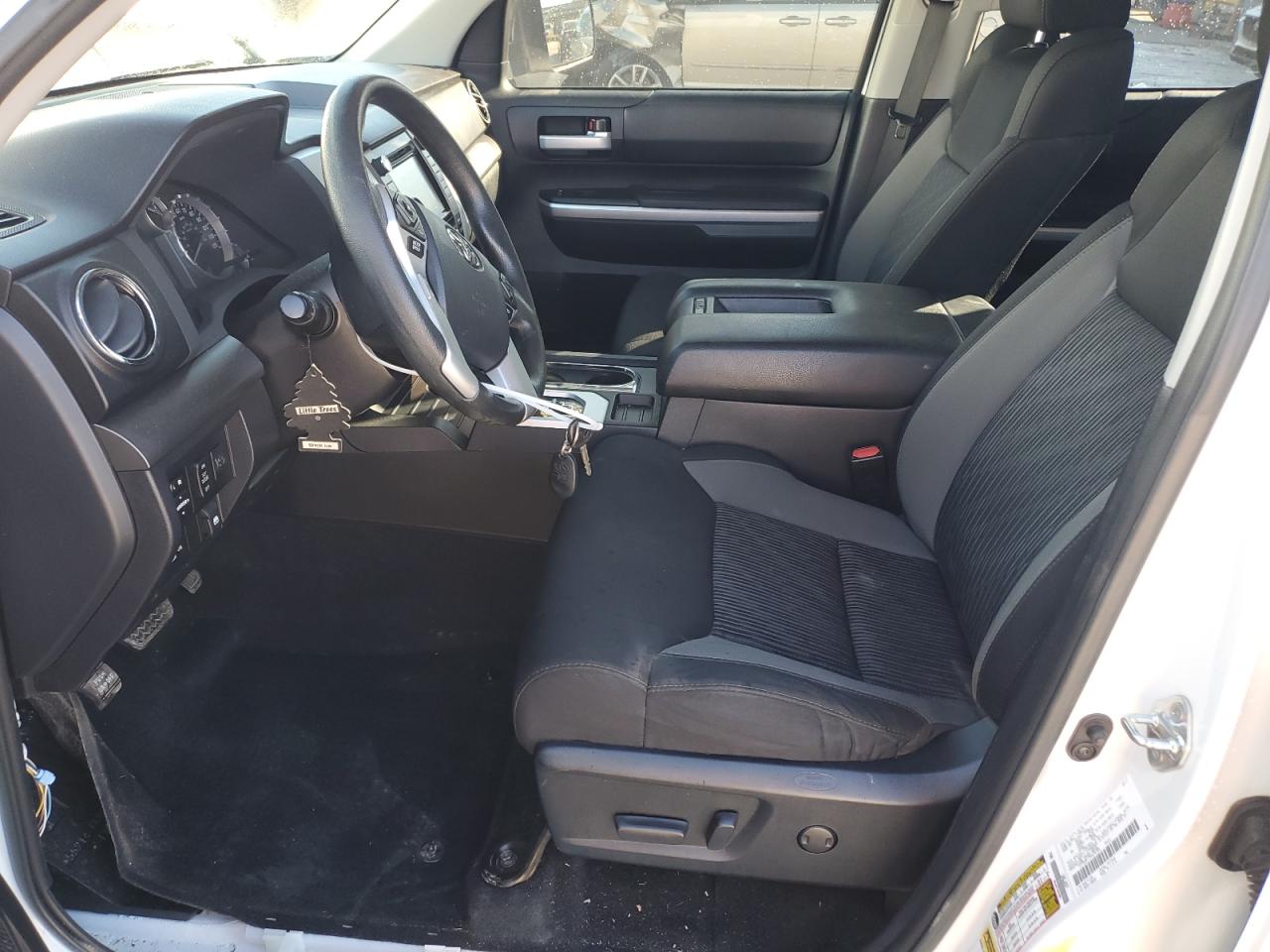 2017 Toyota Tundra - Image 7