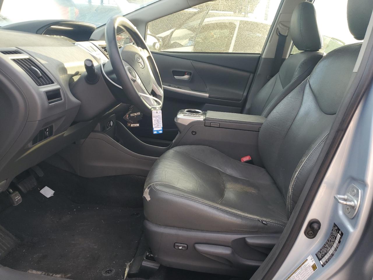 2013 Toyota Prius - Image 7
