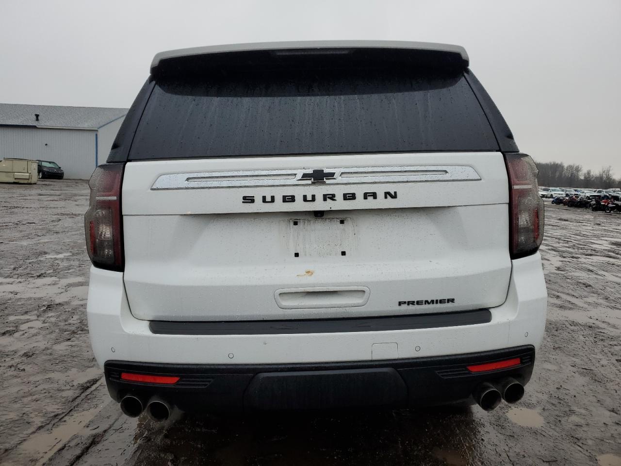 2023 Chevrolet Suburban - Image 6