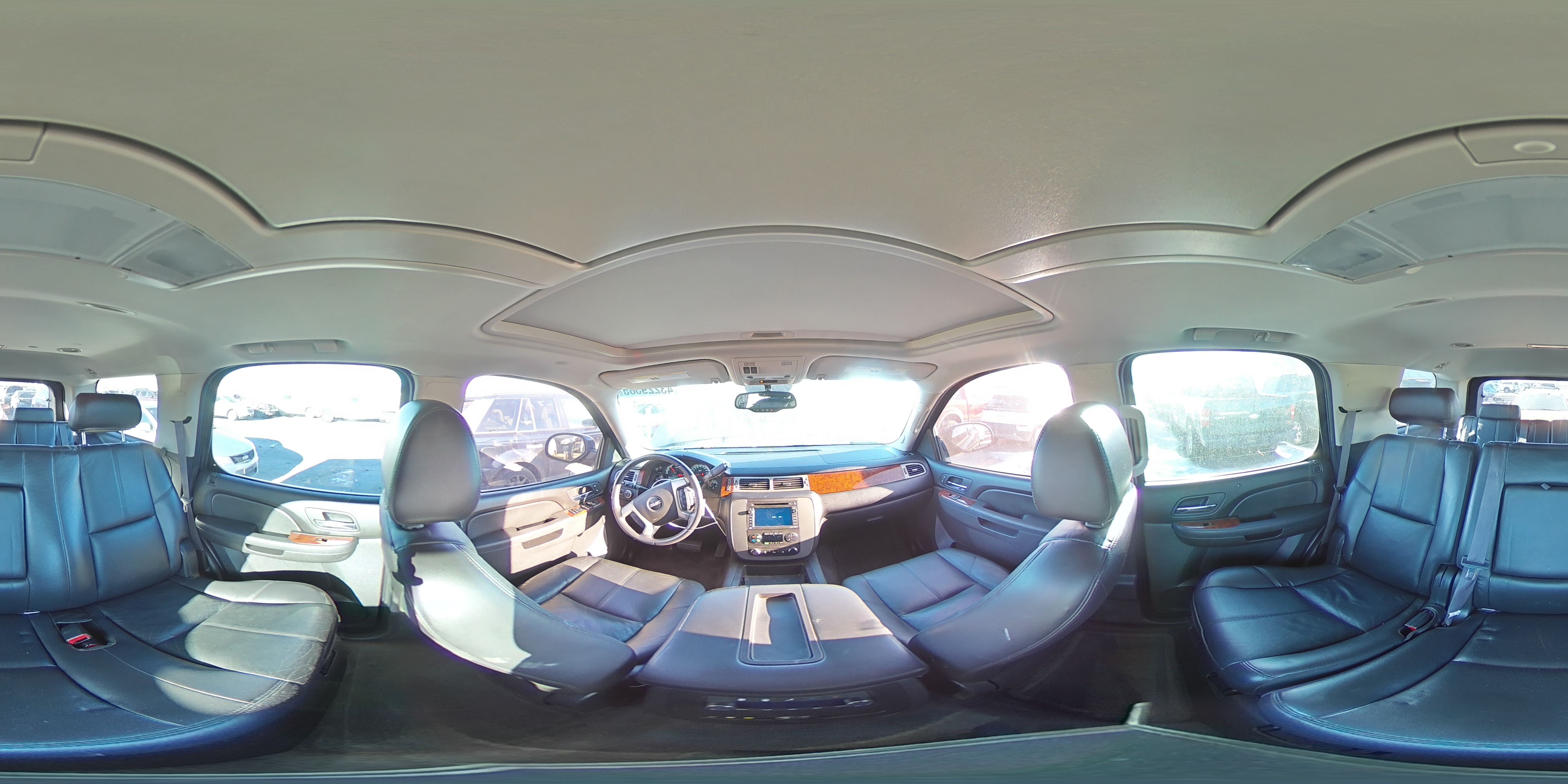 2010 GMC Yukon - Image 13
