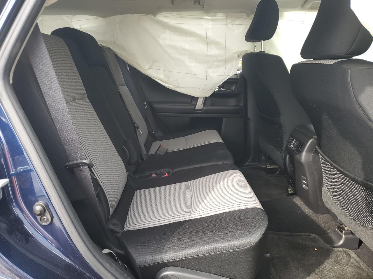 2015 Toyota 4Runner - Image 11