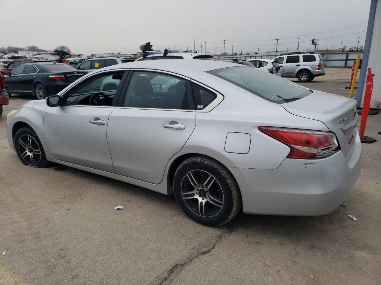 2013 Nissan Altima - Image 2