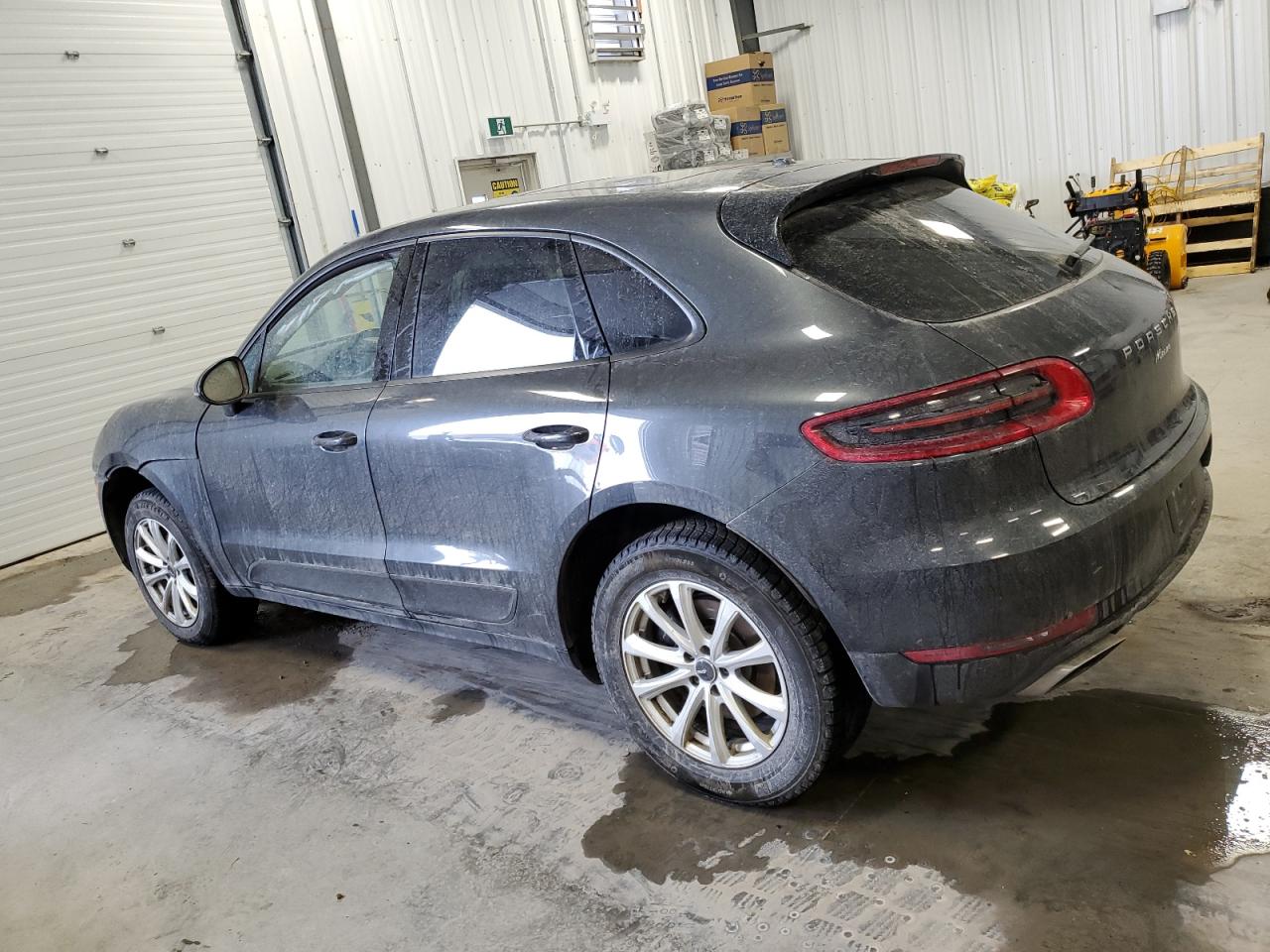 2018 Porsche Macan - Image 2