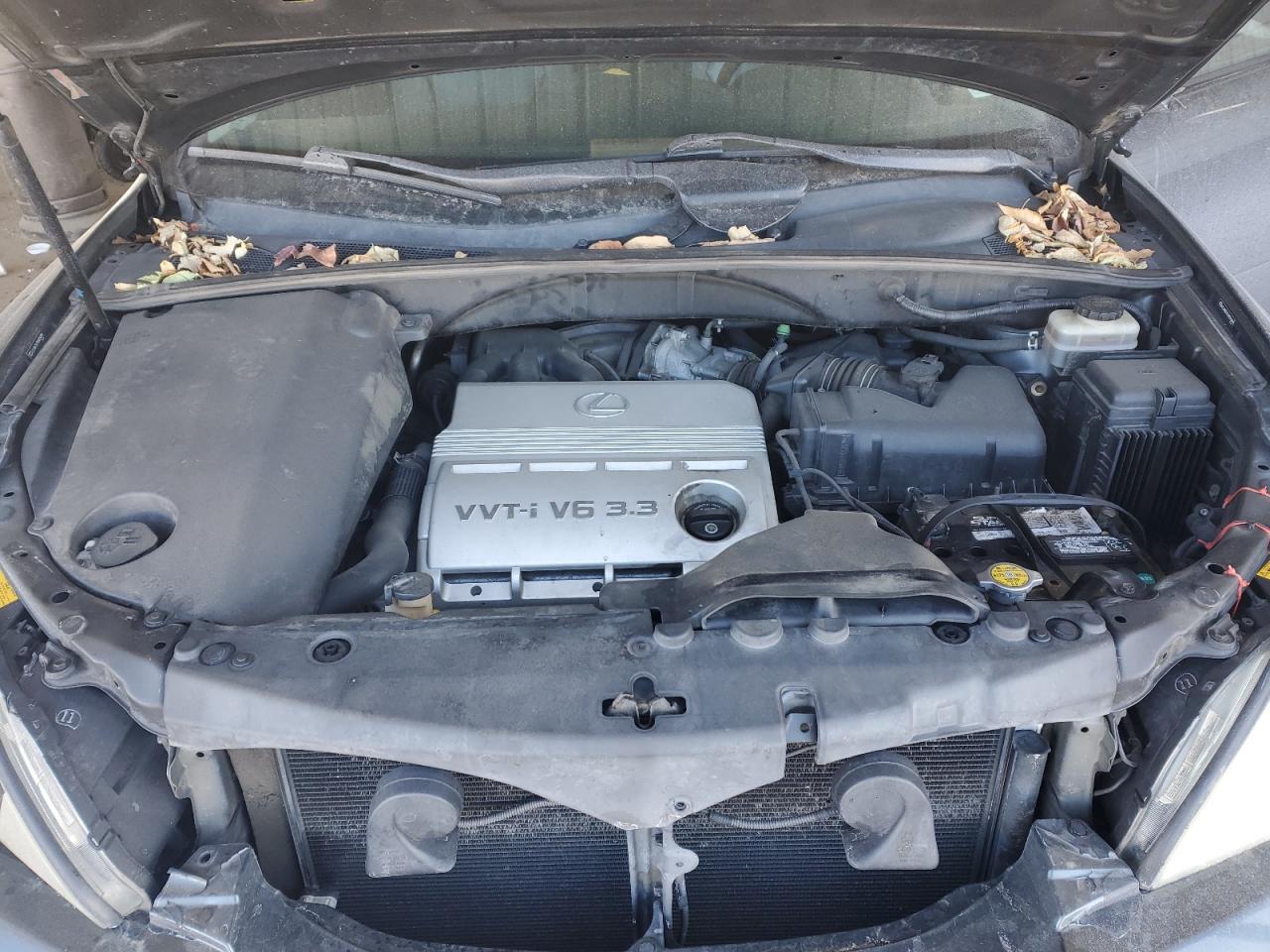 2004 Lexus RX - Image 13