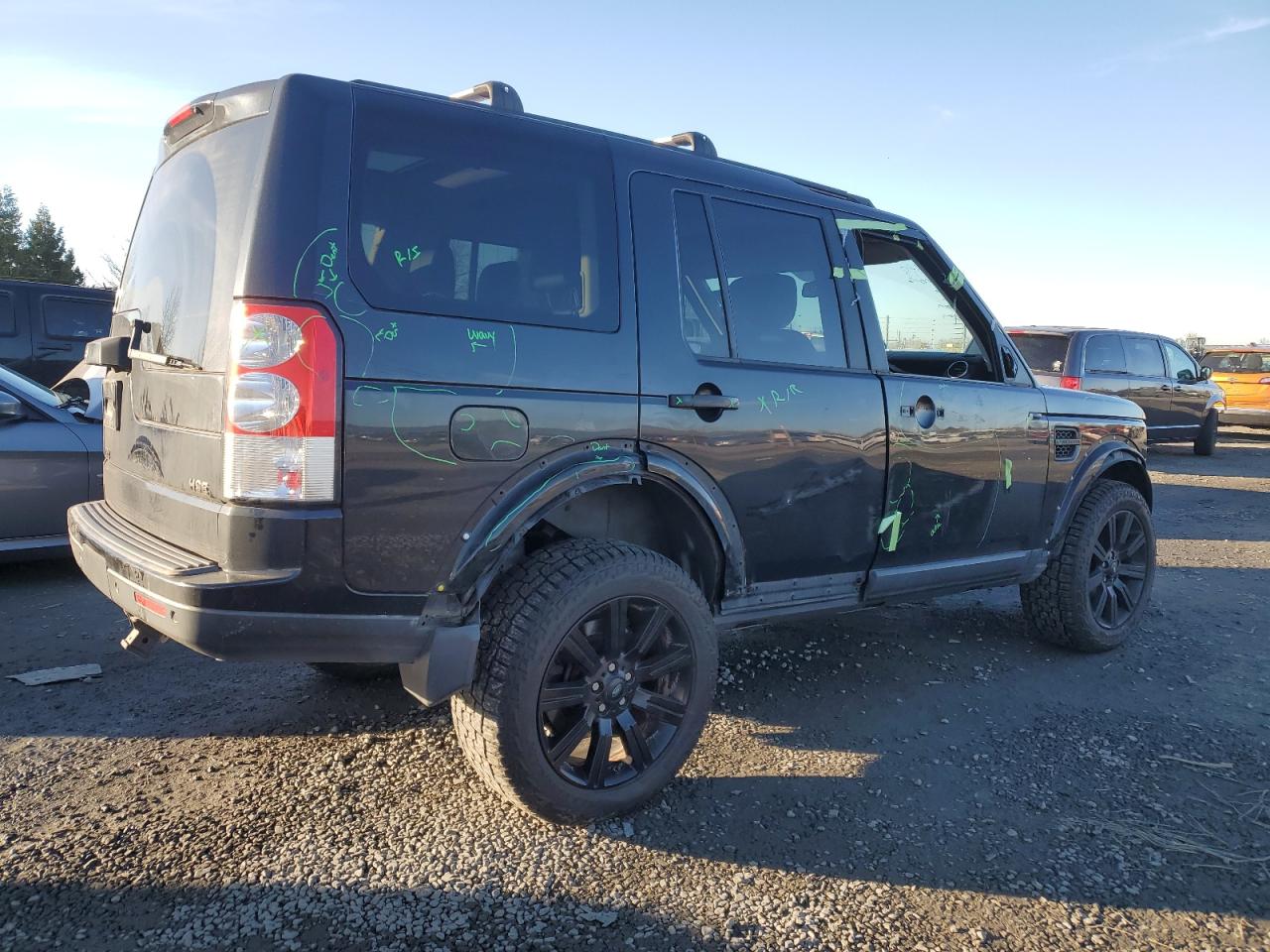 2011 Land Rover LR4 - Image 3