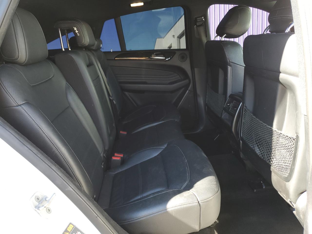 2018 Mercedes-Benz GLE - Image 11