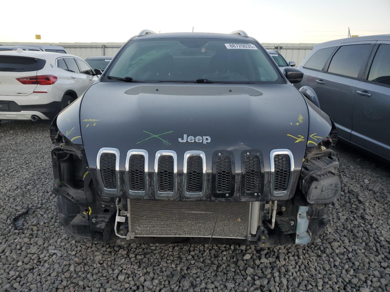 2017 Jeep Grand Cherokee - Image 5