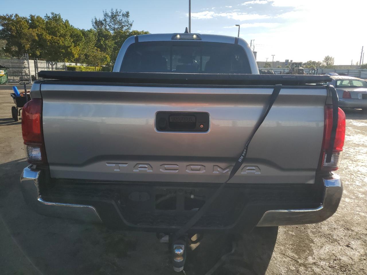 2020 Toyota Tacoma - Image 6