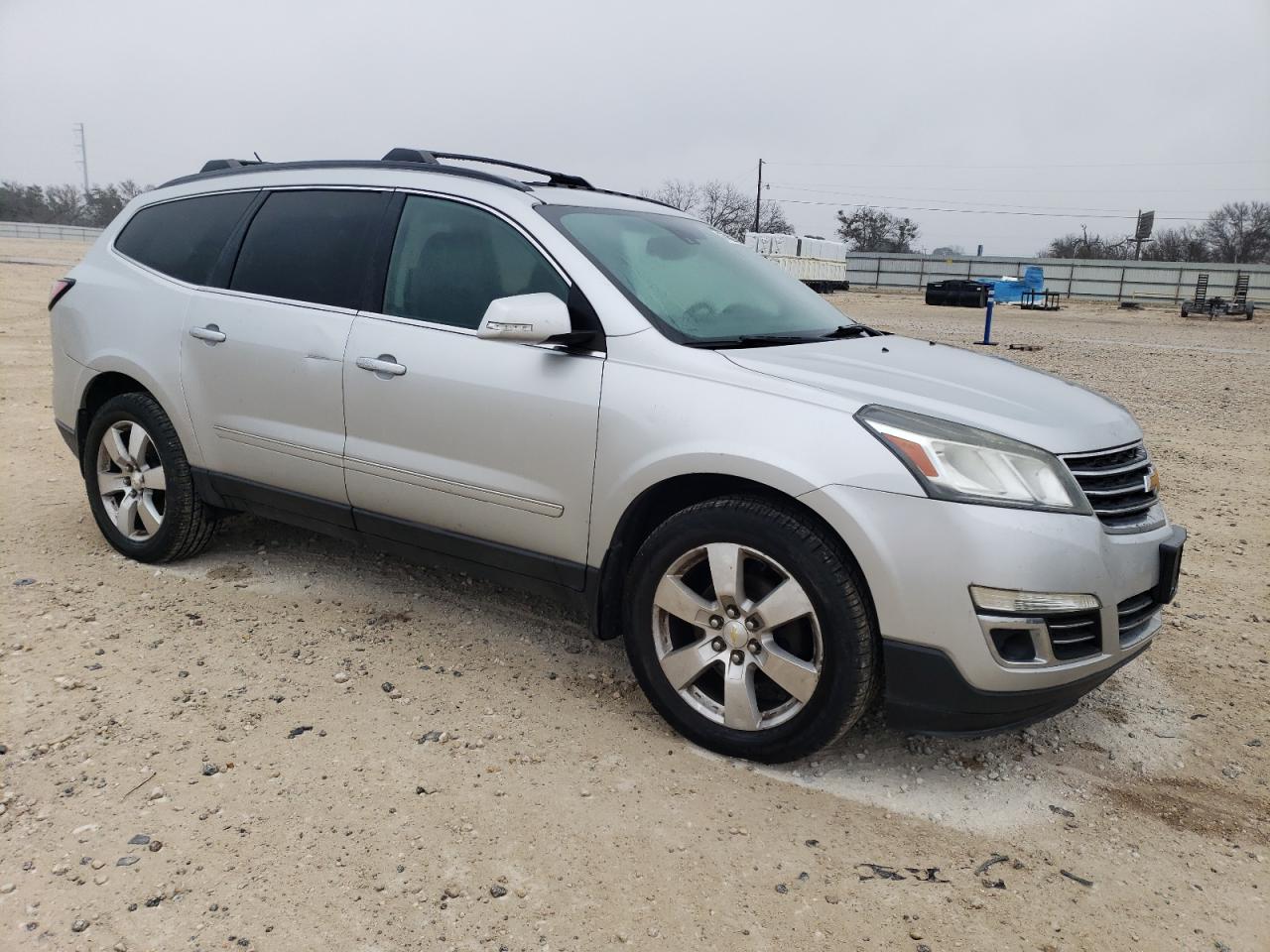 VIN 1GNKVJKD0EJ349457 2014 CHEVROLET TRAVERSE no.4