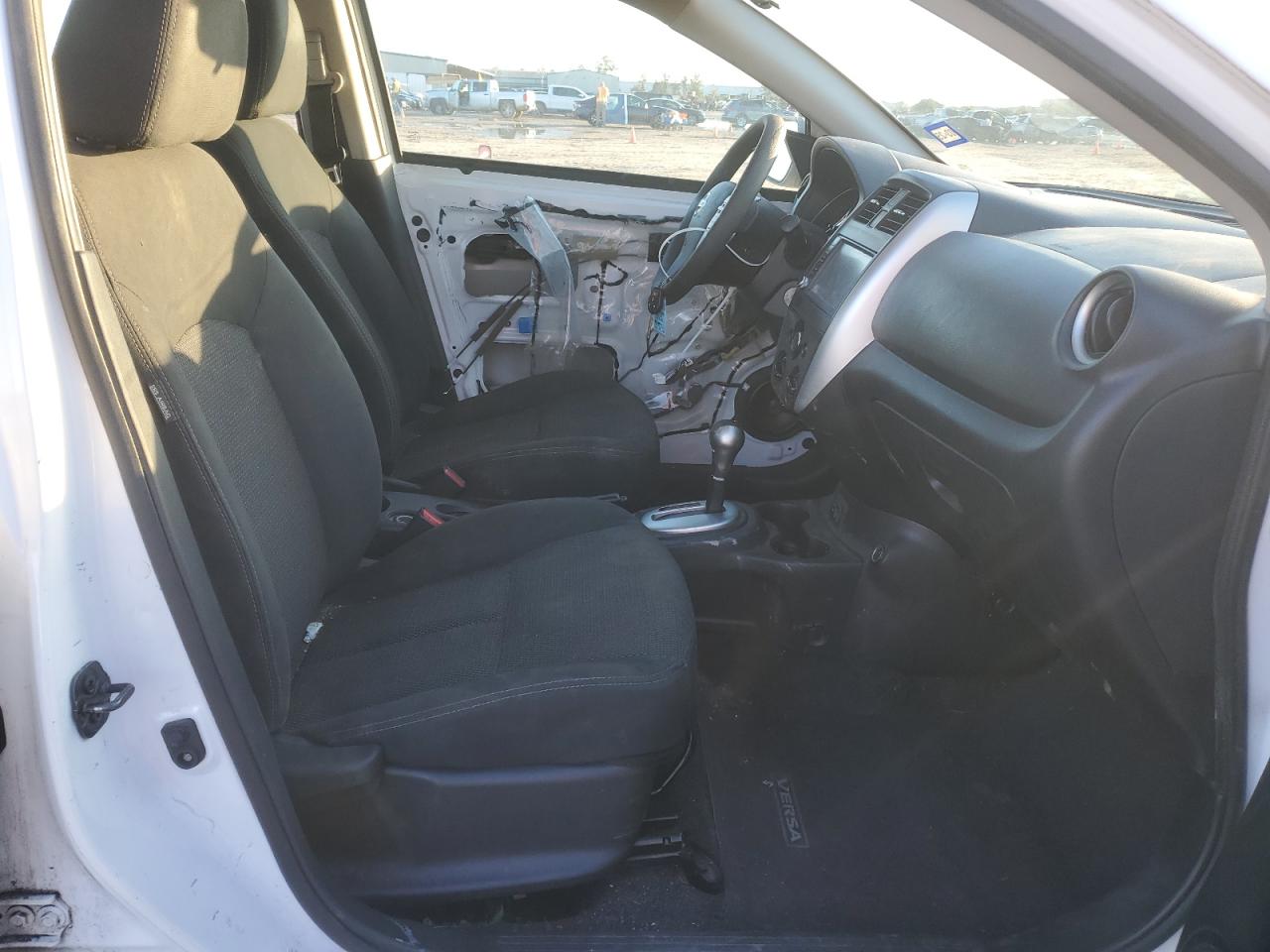 2019 Nissan Versa - Image 7