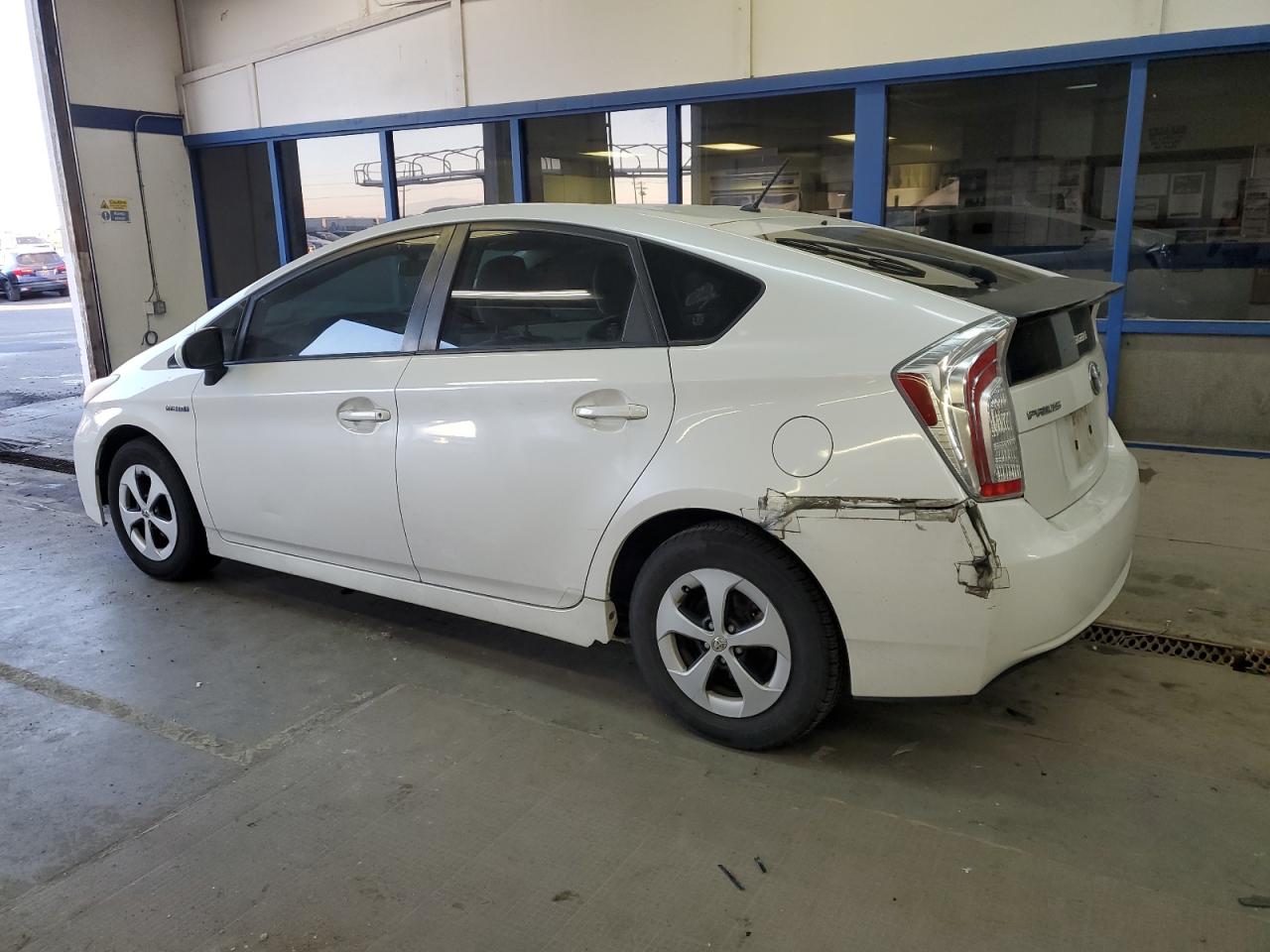 2012 Toyota Prius - Image 2