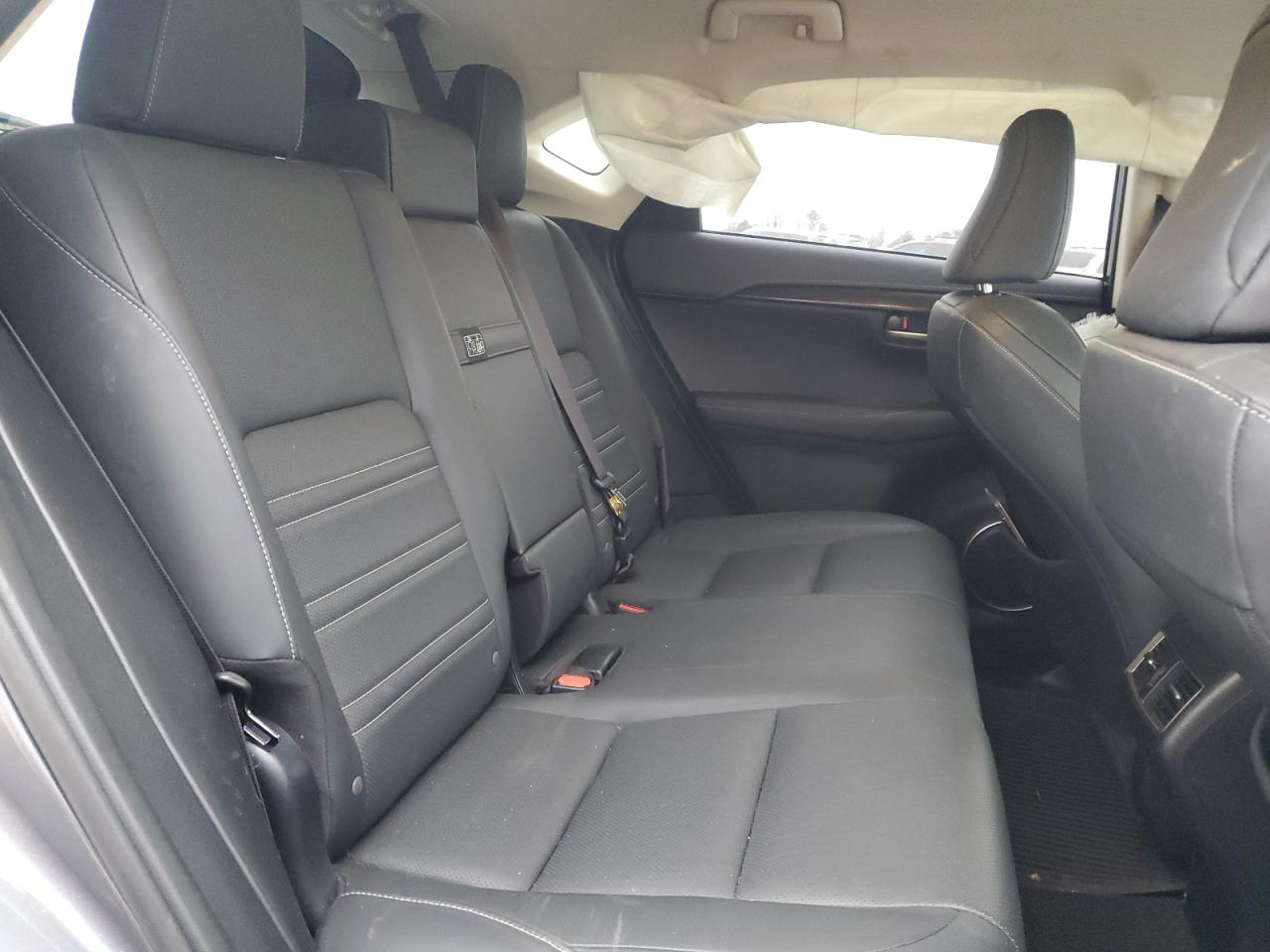 2015 Lexus NX - Image 11