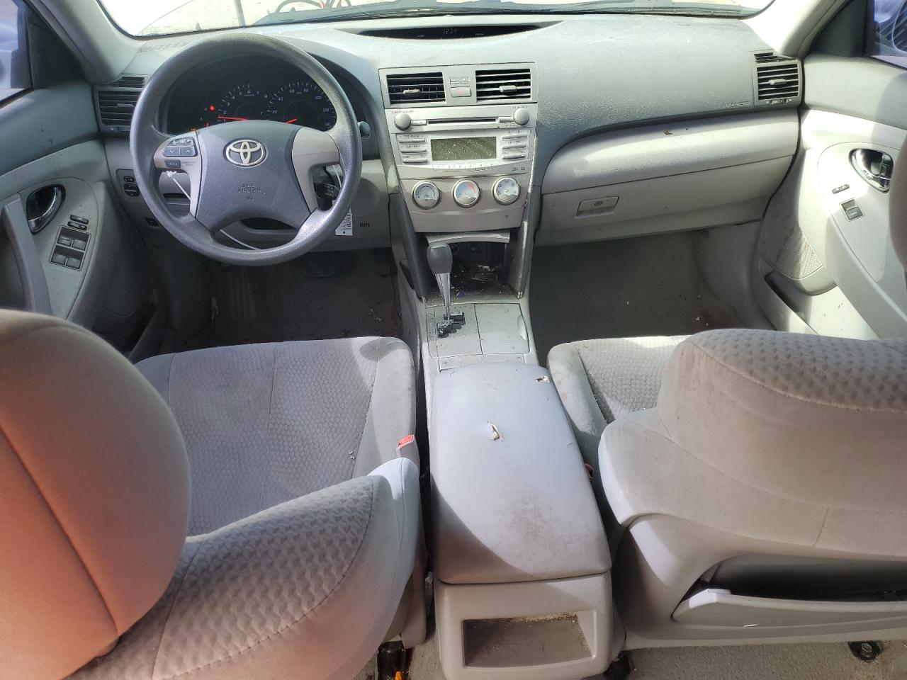 2011 Toyota Camry - Image 8