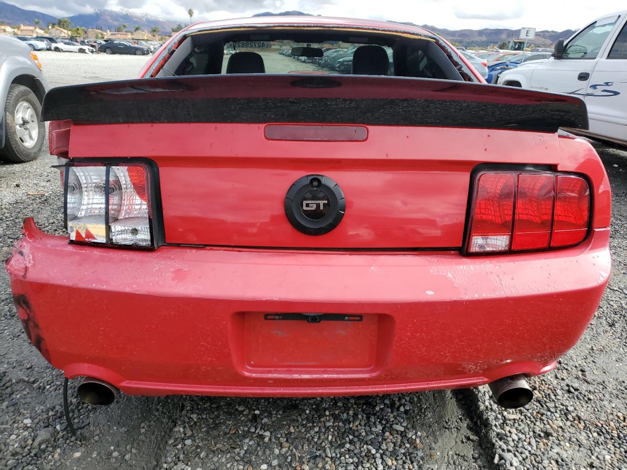 2005 Ford Mustang - Image 6