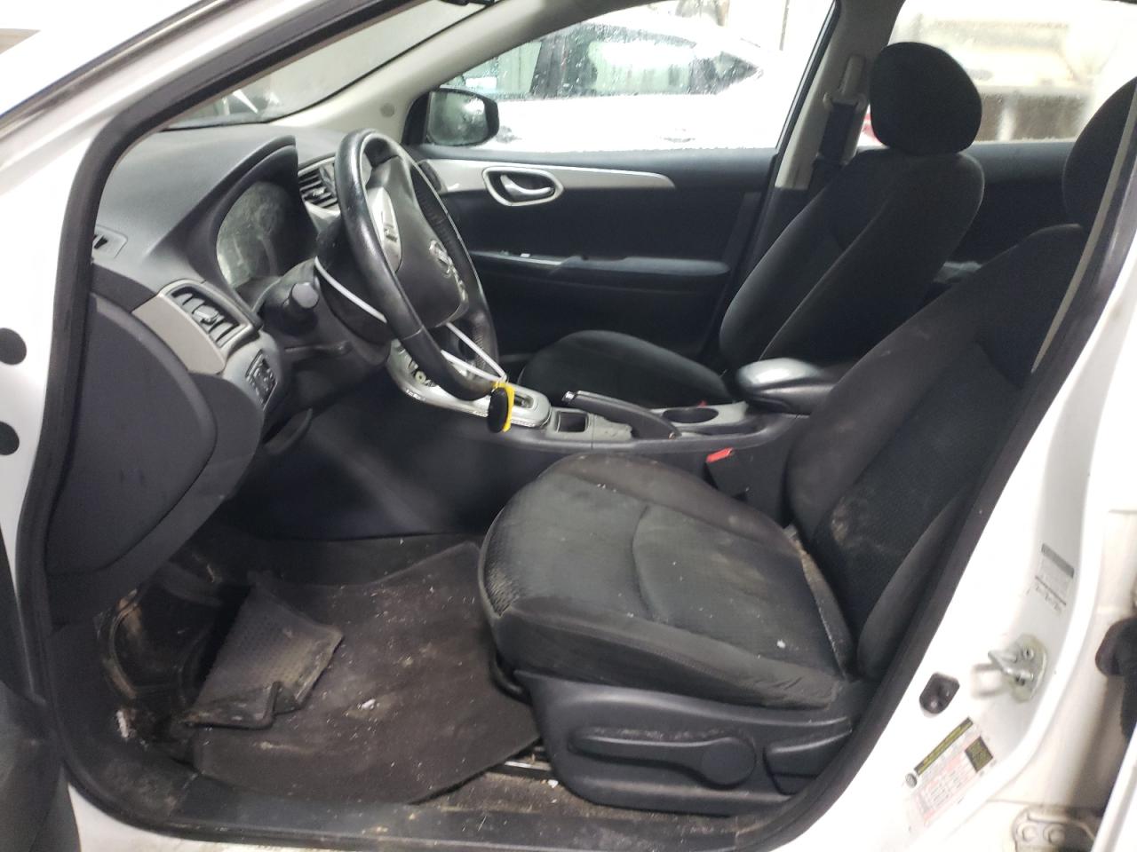 2014 Nissan Sentra - Image 7