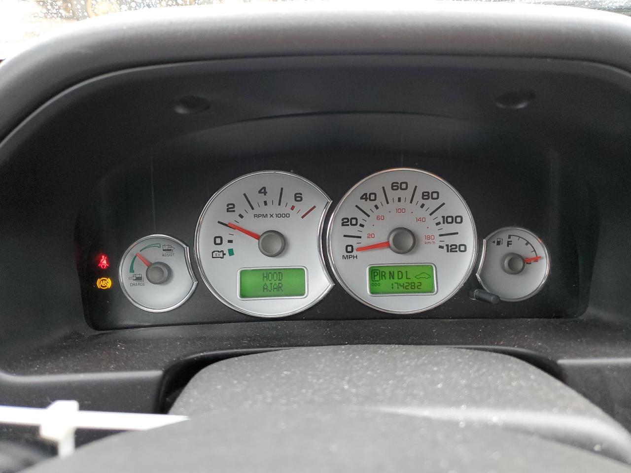 2007 Ford Escape - Image 9