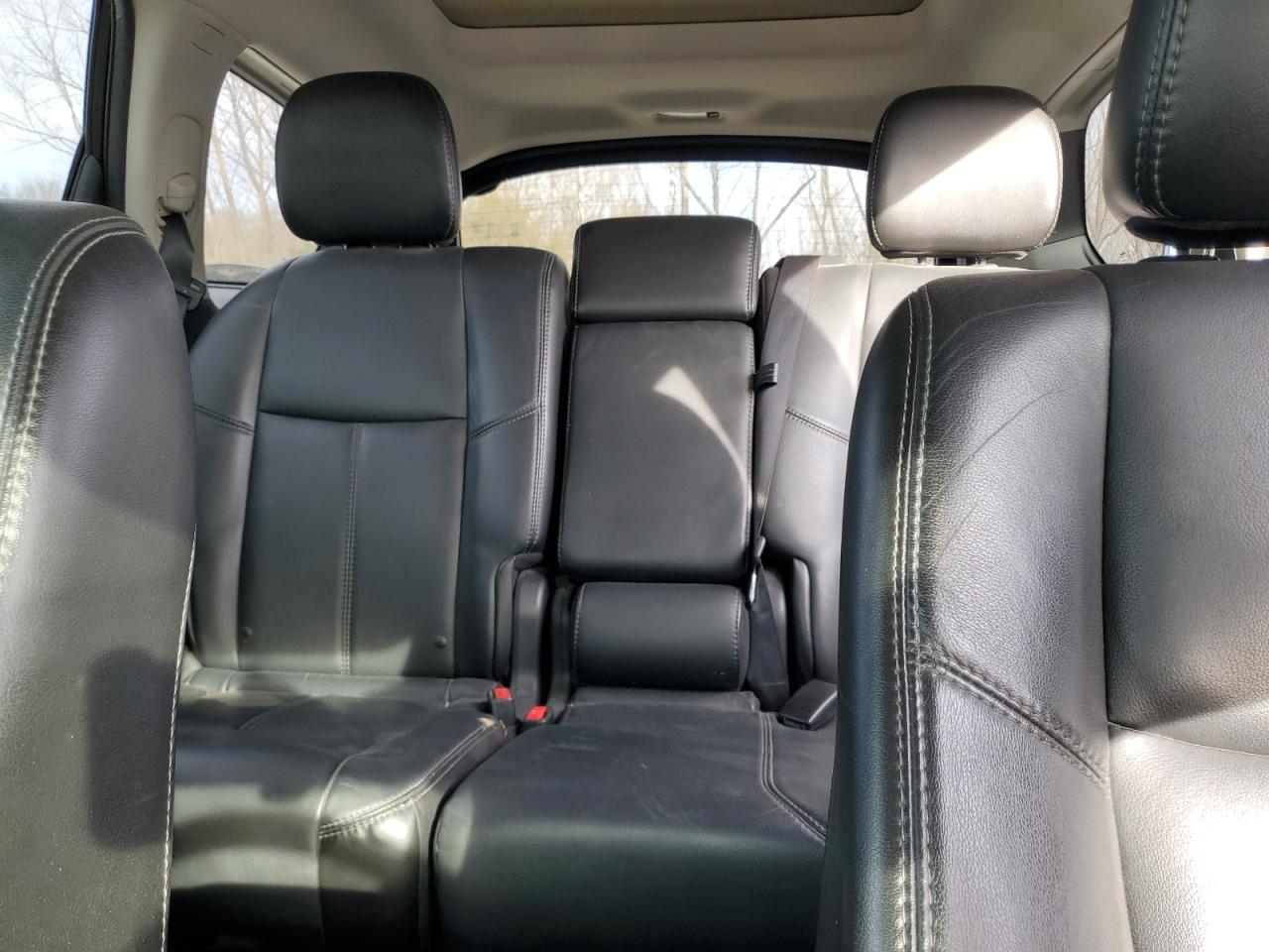 2014 Nissan Pathfinder - Image 10