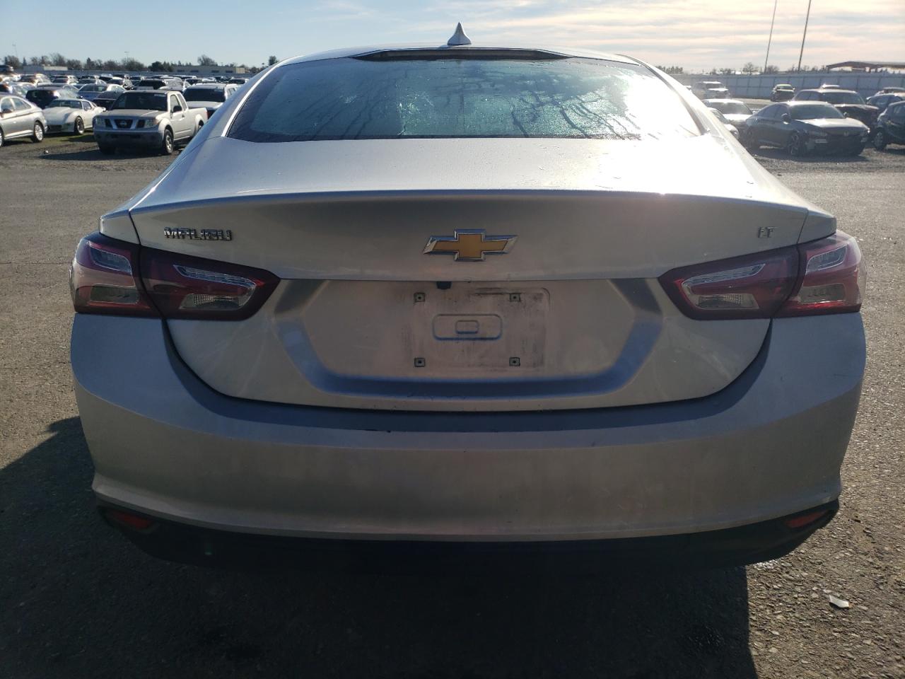 2022 Chevrolet Malibu - Image 6