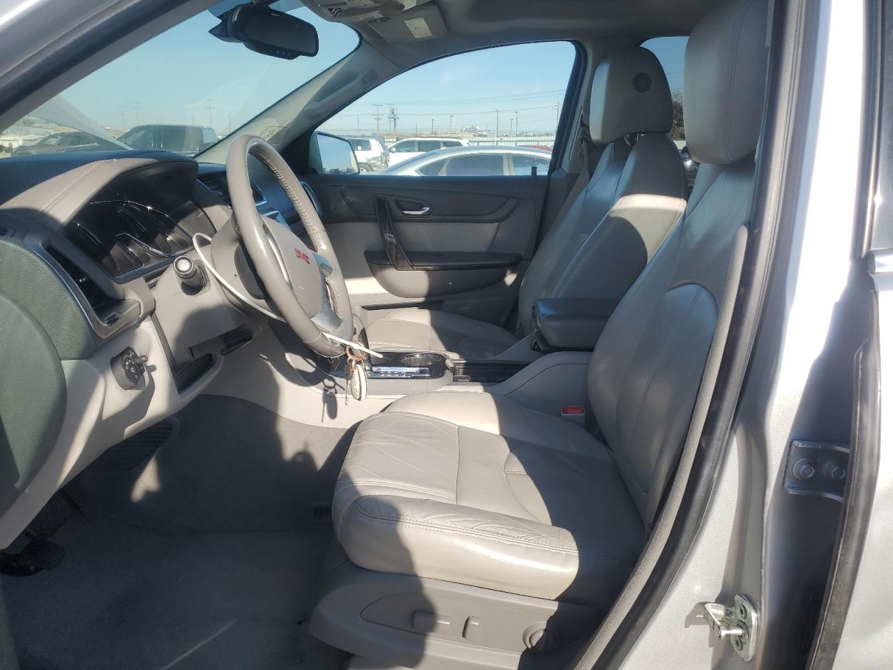 2016 GMC Acadia - Image 7