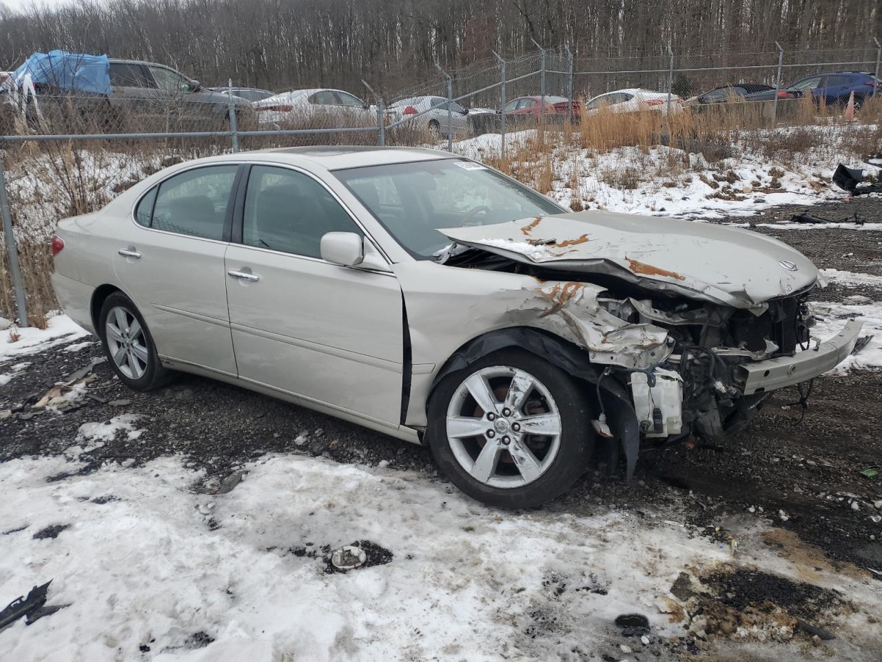 2005 Lexus ES - Image 4