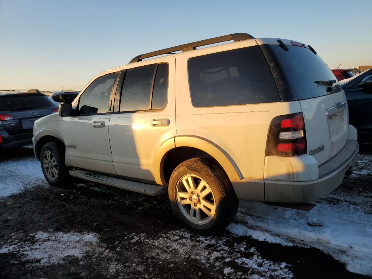 2008 Ford Explorer - Image 2