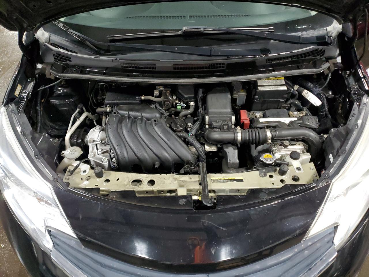 2015 Nissan Versa - Image 12