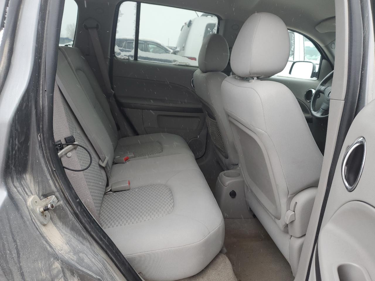 2007 Chevrolet HHR - Image 11