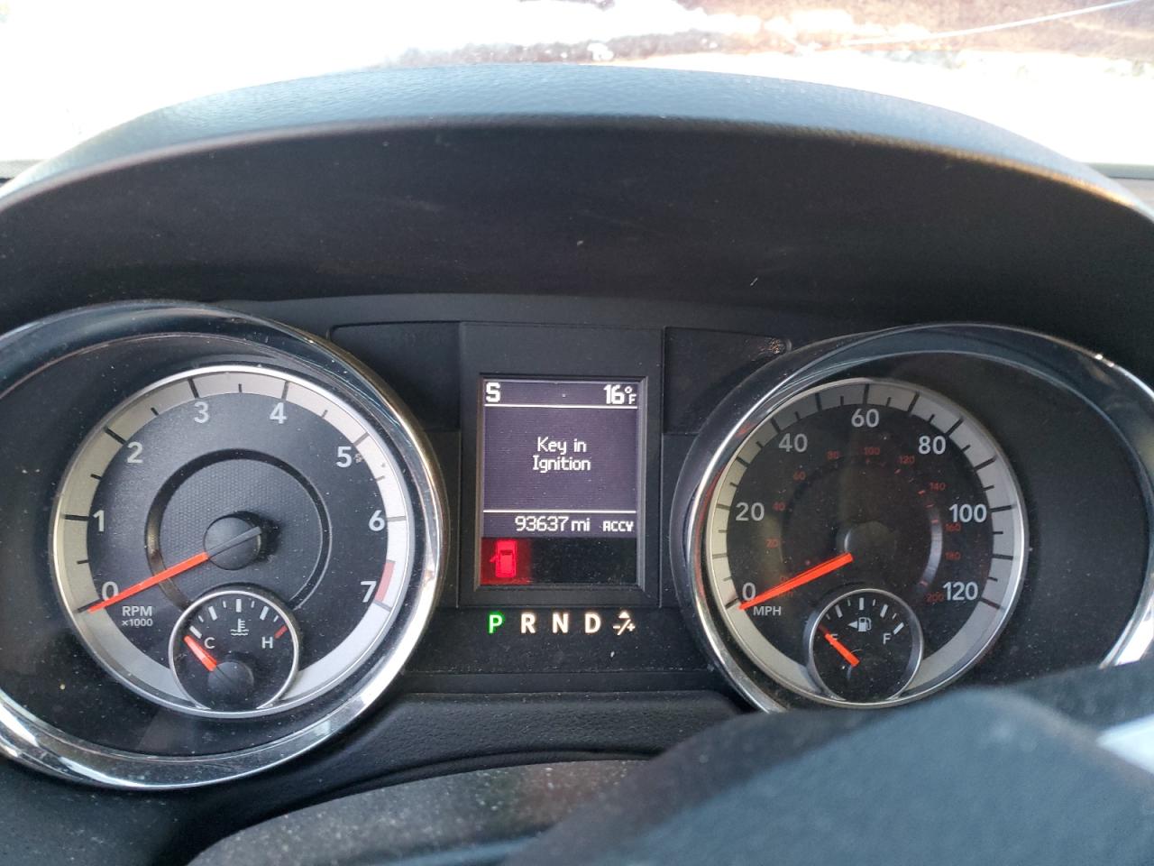 2019 Dodge Caravan - Image 9