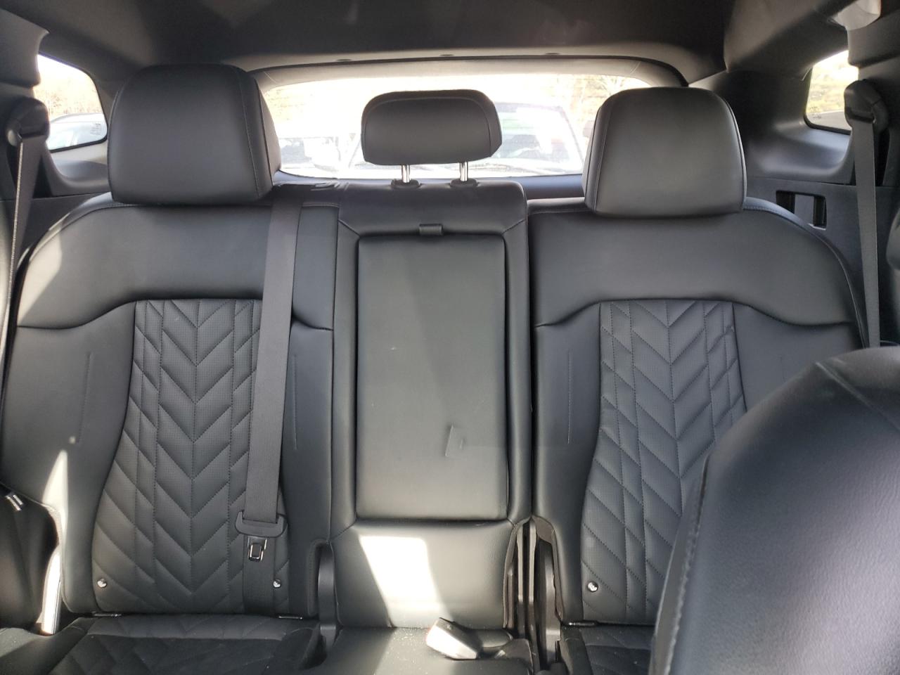 2023 Kia Sportage - Image 10