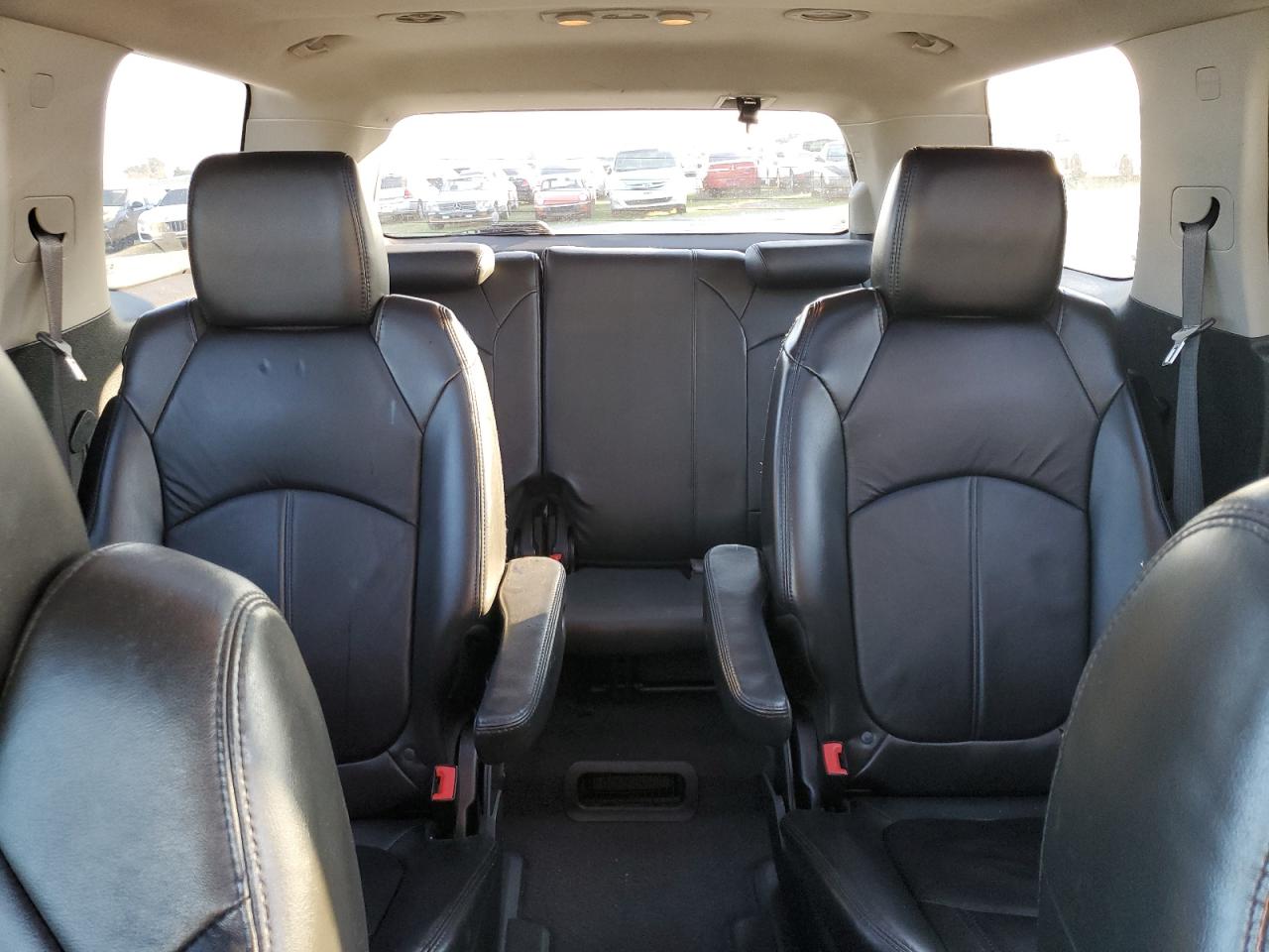 2012 GMC Acadia - Image 10