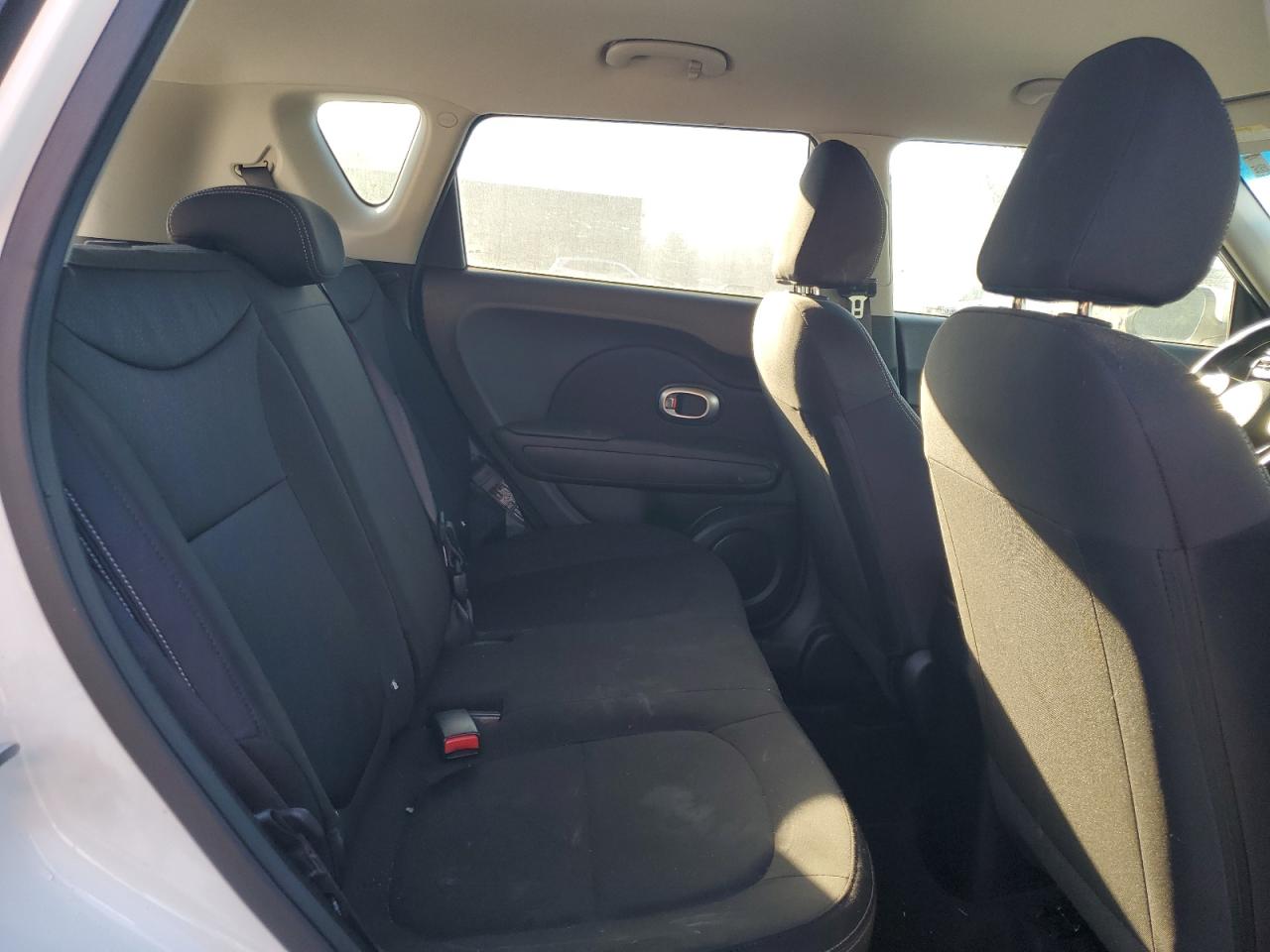 2016 Kia Soul - Image 11