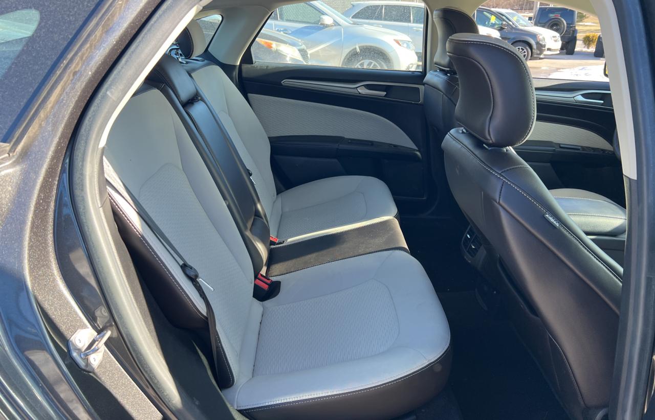 2019 Ford Fusion - Image 6